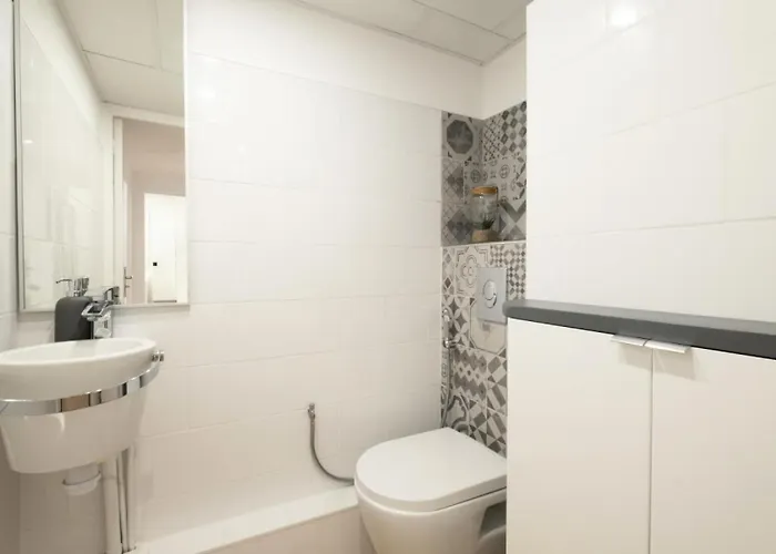 Avec Piscine Residentiel - Avec Piscine Residentiel Mae-2183